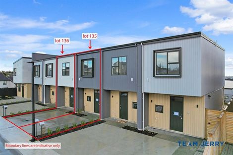 Photo of property in 14 Heketara Way, Massey, Auckland, 0614