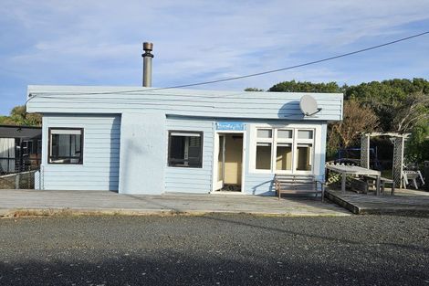 Photo of property in 7 Kowhai Street, Kaka Point, Balclutha, 9271