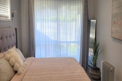 Photo of property in 19 Mooring Close, Whitby, Porirua, 5024