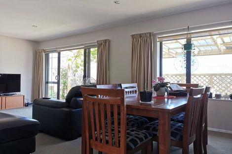 Photo of property in 213 Mark Avenue, Grenada Village, Wellington, 6037