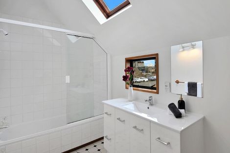 Photo of property in 2/44 Peterborough Street, Christchurch Central, Christchurch, 8013