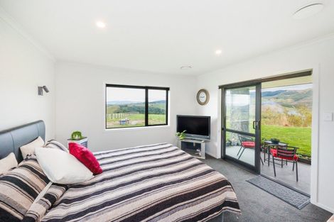 Photo of property in 172 Kingsdale Park Drive, Aokautere, Palmerston North, 4471