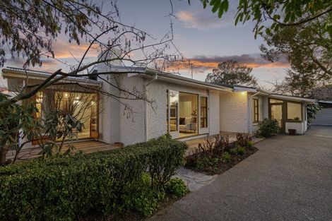 Photo of property in 3 Shaftesbury Street, Avonhead, Christchurch, 8042