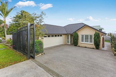 Photo of property in 4 Shepherds Road, Papakura, 2110