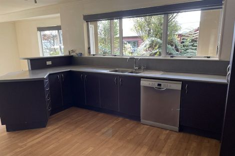 Photo of property in 68b Chatsworth Road, Silverstream, Upper Hutt, 5019