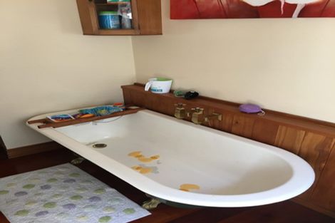 Photo of property in 11 The Parade, Island Bay, Wellington, 6023