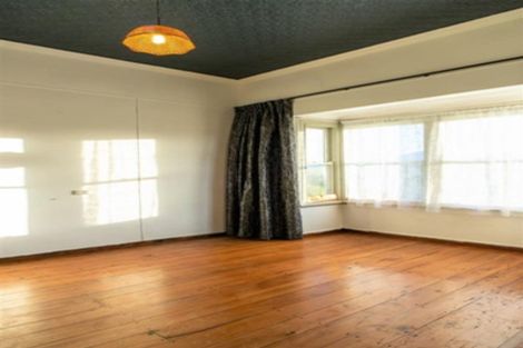 Photo of property in 153 Romilly Street, Westport, 7825