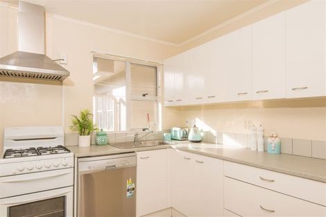 Photo of property in 11u9 Trafalgar Street, Johnsonville, Wellington, 6037