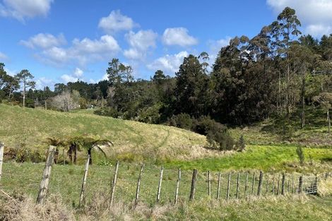 Photo of property in 10-20 Kay Road, Swanson, Auckland, 0614