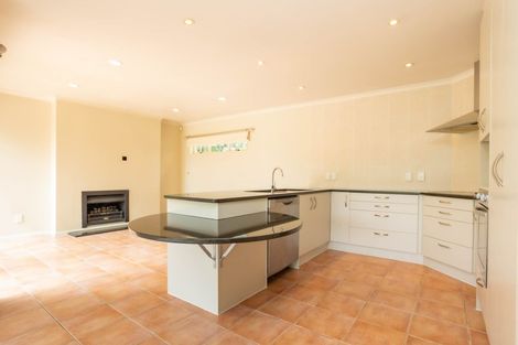 Photo of property in 40 Monte Cassino Place, Birkdale, Auckland, 0626