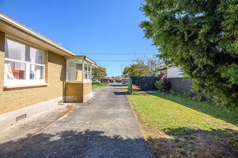 Photo of property in 95 Rathgar Road, Henderson, Auckland, 0610