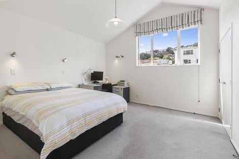 Photo of property in 4 South Karori Road, Karori, Wellington, 6012