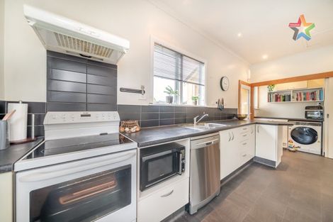 Photo of property in 27 Gadsby Street, Avalon, Lower Hutt, 5011