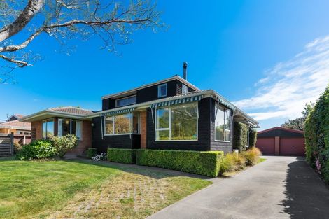 Photo of property in 36 Solway Avenue, Ilam, Christchurch, 8041