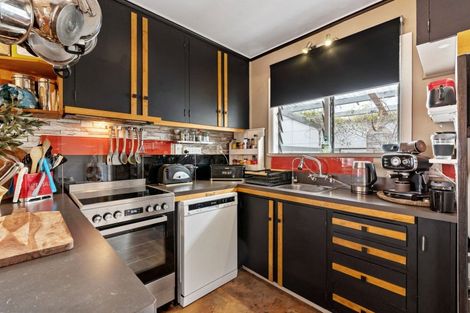 Photo of property in 49 Station Road, Te Kamo, Whangarei, 0112