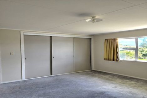 Photo of property in 2/35 Paramu Avenue, Birkdale, Auckland, 0626