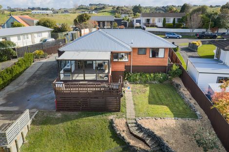 Photo of property in 3 Belk Place, Feilding, 4702