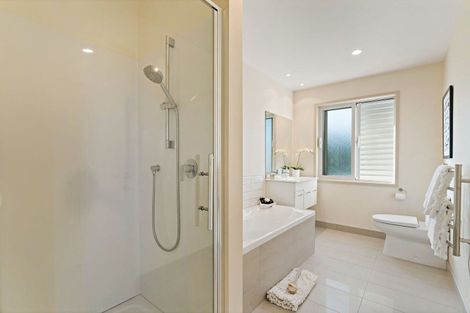 Photo of property in 28a Inverness Road, Browns Bay, Auckland, 0630