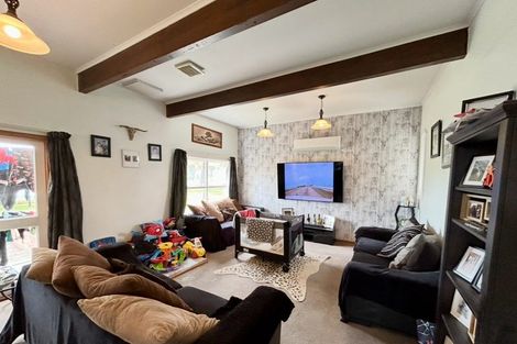 Photo of property in 814 Roberts Line, Bunnythorpe, Palmerston North, 4478