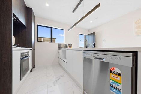 Photo of property in 19 Auranga Drive, Karaka, Papakura, 2113