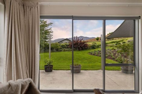 Photo of property in 44 Springbank Grove, Lower Shotover, Queenstown, 9371