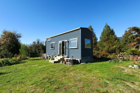 Photo of property in 15 Aylmer Street, Ross, 7812