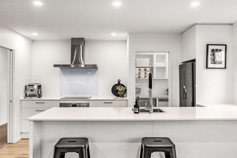 Photo of property in 10 Te Pakiaka Road, Pegasus, 7612