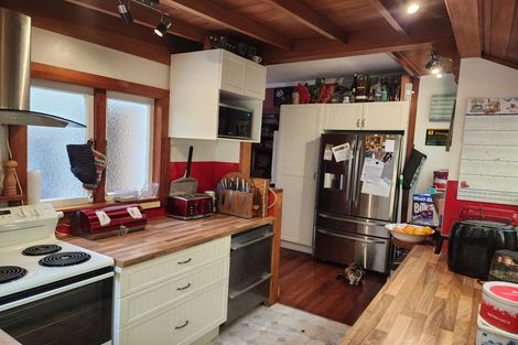 Photo of property in 274 Huia Road, Titirangi, Auckland, 0604