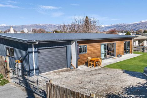 Photo of property in 22 Ortive Street, Cromwell, 9310