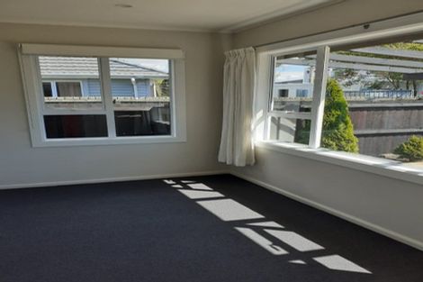 Photo of property in 294 Travis Road, New Brighton, Christchurch, 8083