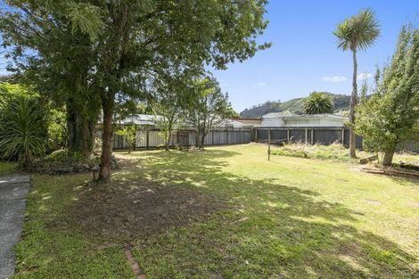 Photo of property in 55 Main Road, Wainuiomata, Lower Hutt, 5014