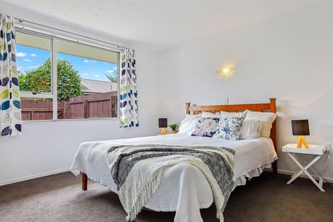 Photo of property in 51 Ambleside Drive, Burnside, Christchurch, 8053