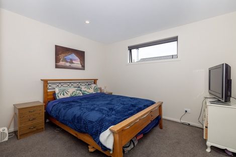 Photo of property in 5 Mount Creighton Crescent, Wanaka, 9305