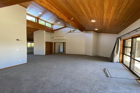 Photo of property in 6 Septimus Place, Henderson, Auckland, 0612
