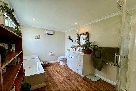 Photo of property in 5 Reading Street, Greytown, 5712