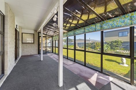 Photo of property in 3 Scott Avenue, Otaki Beach, Otaki, 5512