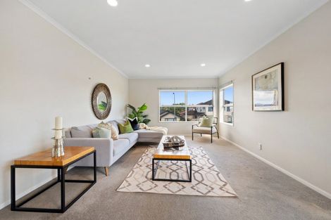 Photo of property in 231 Jeffs Road, Flat Bush, Auckland, 2016