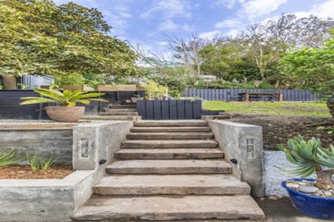 Photo of property in 66 Eden Street, Island Bay, Wellington, 6023