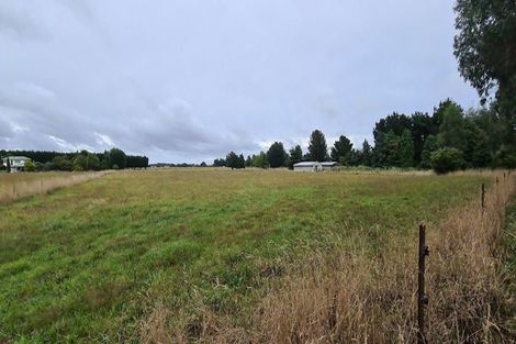 Photo of property in 131 Arapaepae Road South, Levin, 5571