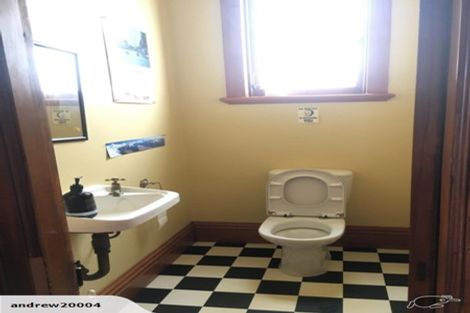 Photo of property in 29 Myrtle Crescent, Mount Cook, Wellington, 6021