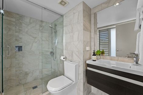 Photo of property in Montrose Villas, 441c Beach Road, Mairangi Bay, Auckland, 0630