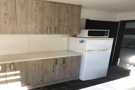 Photo of property in 208 Don Buck Road, Massey, Auckland, 0614