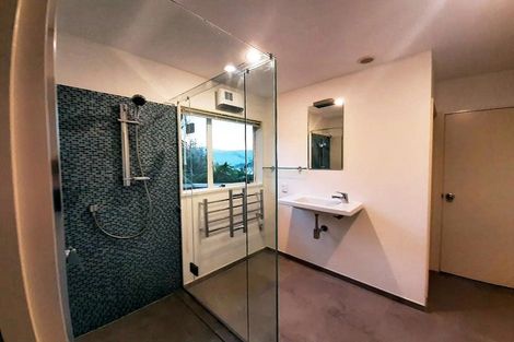 Photo of property in 10 Selwyn Parade, Lyttelton, 8082