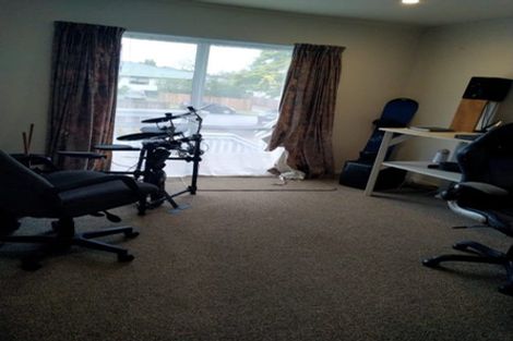 Photo of property in 10 Sabana Place, Unsworth Heights, Auckland, 0632