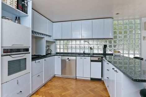 Photo of property in 51 Rangitoto Terrace, Milford, Auckland, 0620