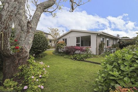 Photo of property in 138 Welcome Bay Road, Welcome Bay, Tauranga, 3112