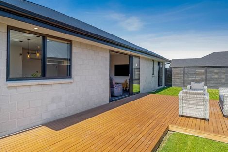 Photo of property in 55 Moreton Green, Rolleston, 7615