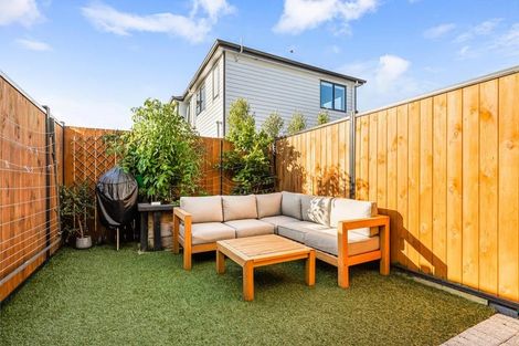 Photo of property in 37 Treloar Crescent, Hobsonville, Auckland, 0616