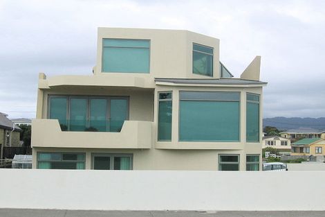 Photo of property in 83 Marine Parade, Paraparaumu Beach, Paraparaumu, 5032