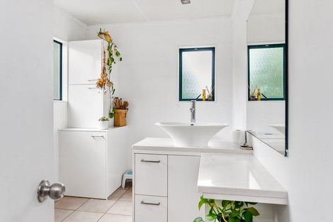 Photo of property in 110 Cartwright Road, Onerahi, Whangarei, 0110